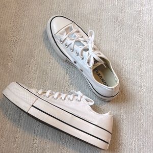 Converse Chuck Taylor Platform Sneaker - Women's